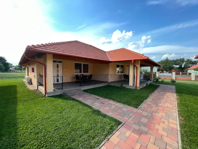 Aqua Spa Wellness Hotel