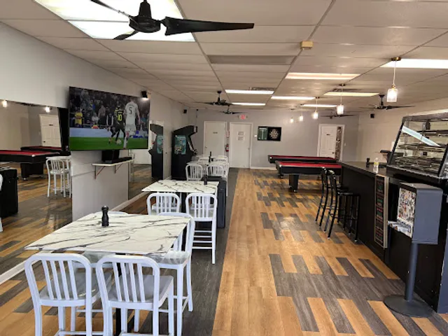 La Familia, Mobile Kitchen.