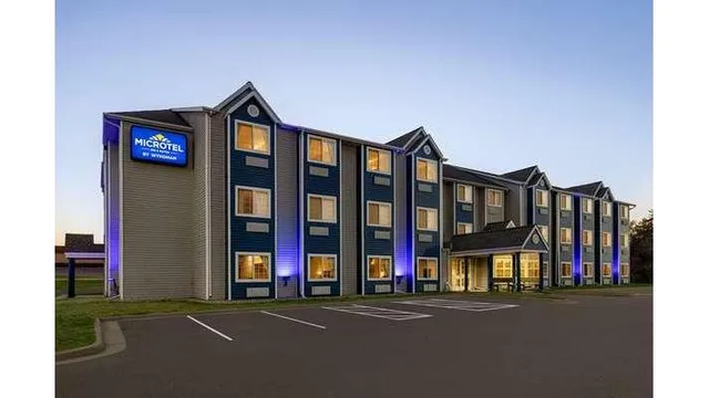 Microtel Inn & Suites by Wyndham New Ulm