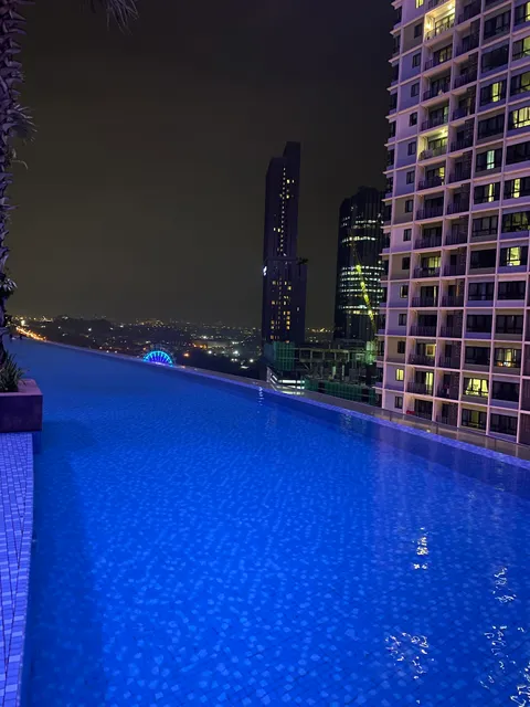 I-SOHO, Building A1, Lobby