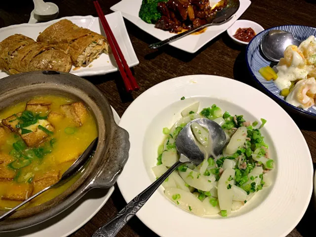 Shanghai Country Restaurant