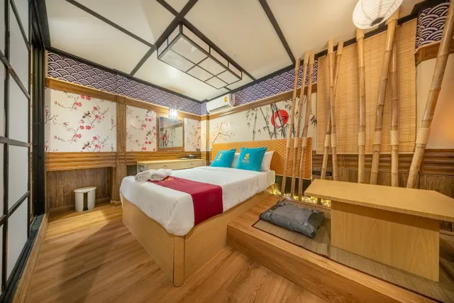 SHIN Hotel Victory Monument