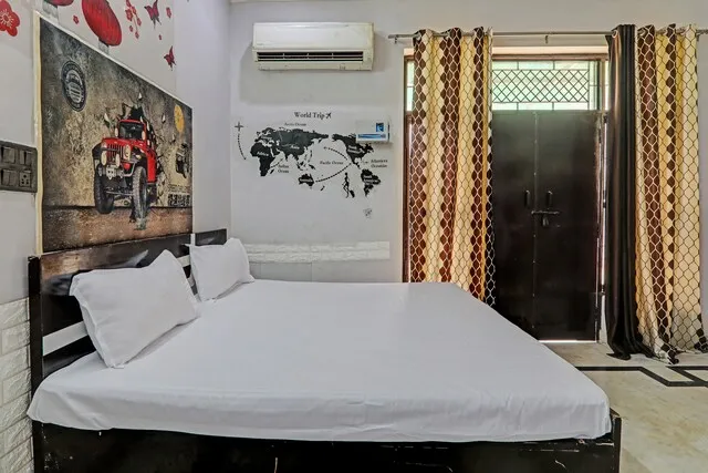 OYO Hotel Golden Night