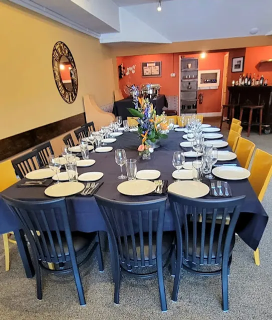 Glenwood Grill & GLENWOOD Grill Annex