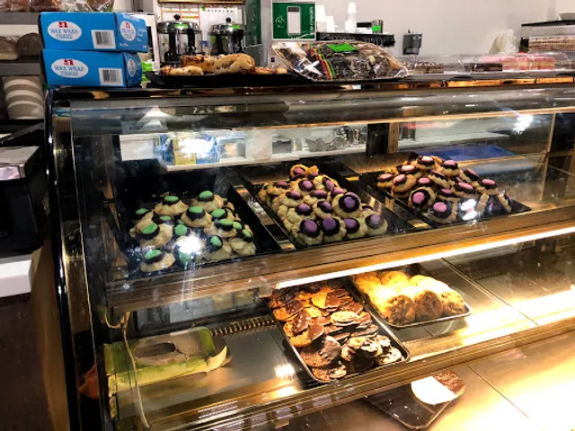 Gshmak Bakery & Cafe