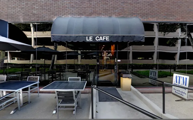 Le Café