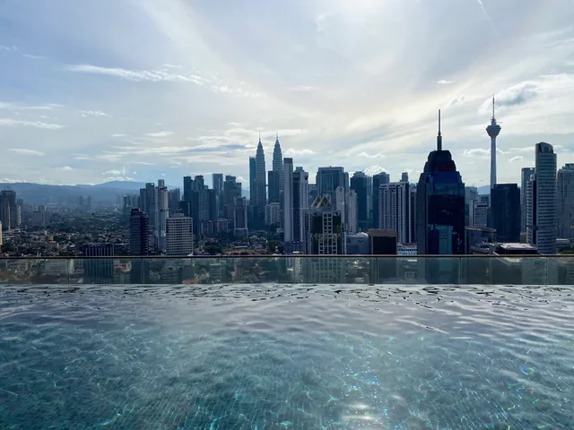 Regalia SkyPool Dorms KL