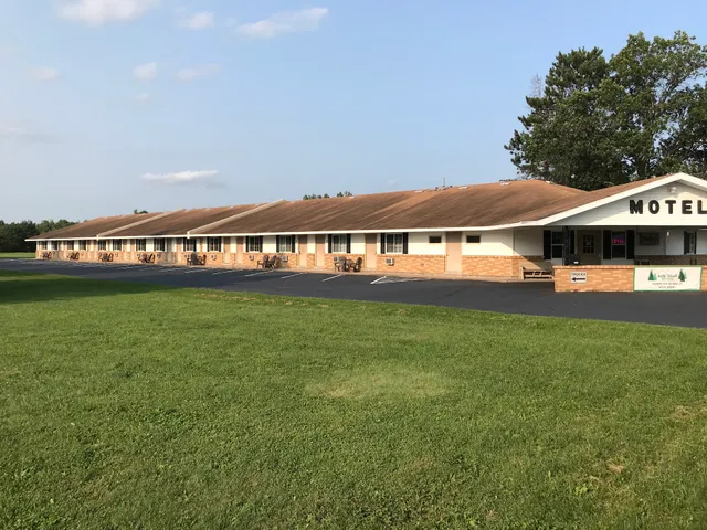 Northwoods Motel