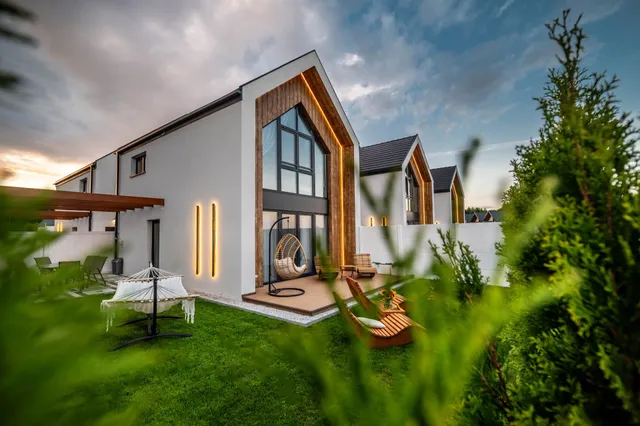 Olivina Park Spa - domki z dostępem do krytego basenu, saun, wyżywienia i atrakcji dla dzieci