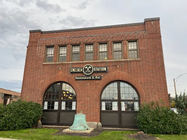 Chelsea Station Restaurant Bar & Lounge