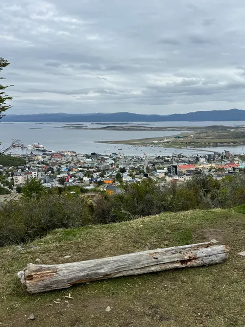 Cerro Medio Trailhead Sendero