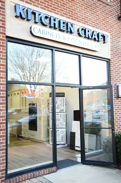 Kitchen Craft Cabinets & Countertops