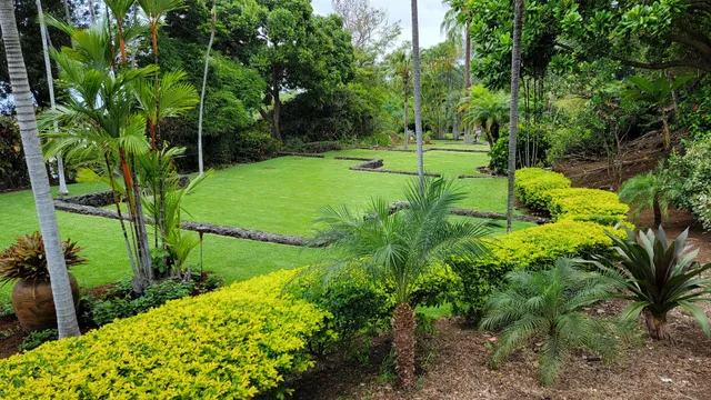 Sadie Seymour Botanical Gardens and the Kona Educational Center