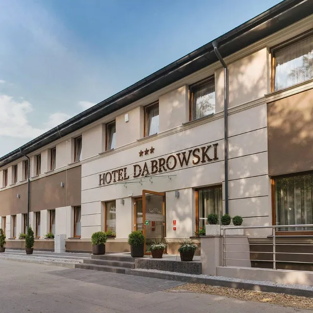 Hotel Dąbrowski