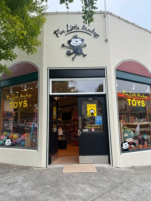 Five Little Monkeys - College Avenue