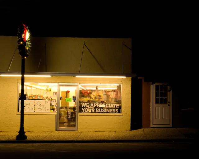 Jim C Fiveash Food Store