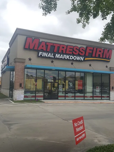 Mattress Firm Outlet - Montgomery Crossing
