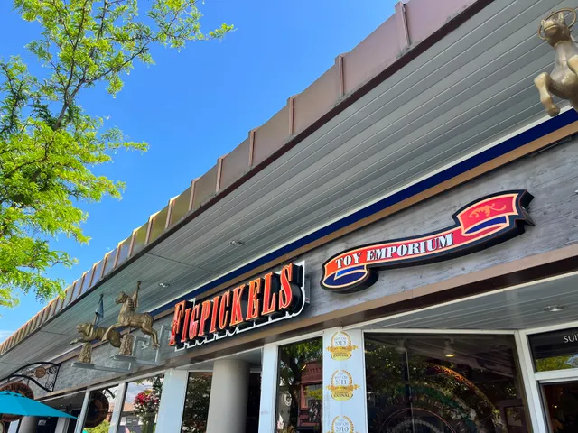 Figpickels Toy Emporium