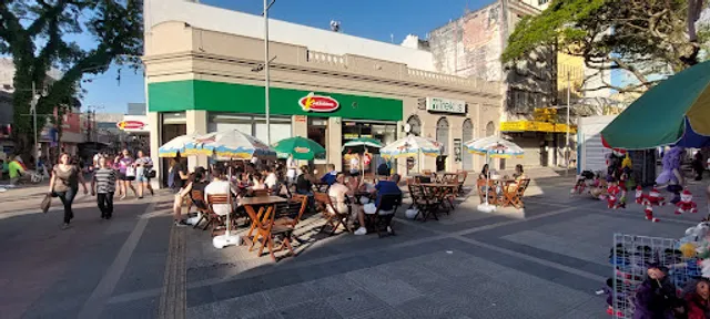 Mini Kalzone | Andrade Neves