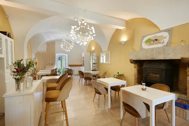 La cerise sur le Château