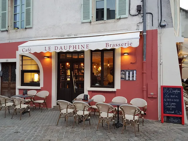 Le Dauphine