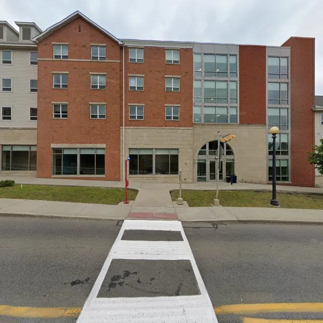 Suites On Main North