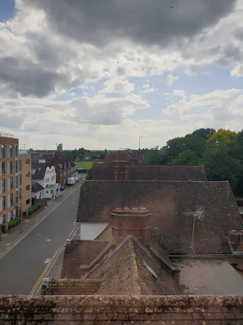 Cristol Clear Living at Thornhill House