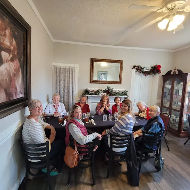 Mrs Lacy's Magnolia House