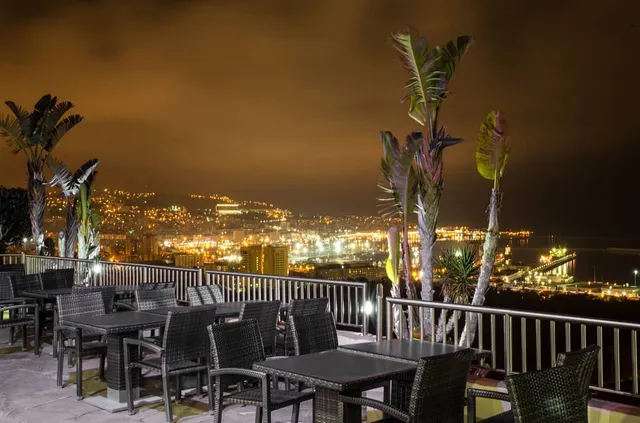 Garden Restaurant Al Boustane