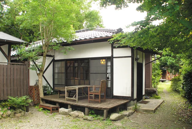 貸別荘 風の里山荘