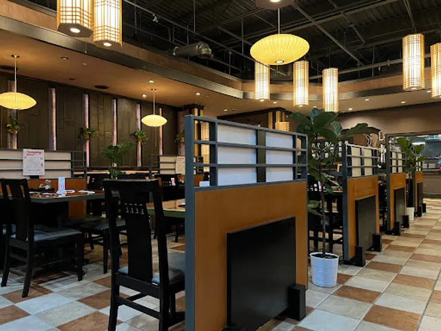 Little Tokyo Sushi & Grill