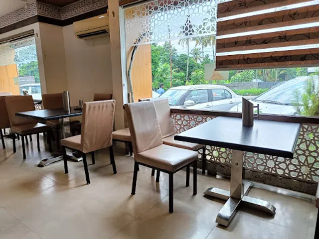 Saravana Bhavan Pure Veg.