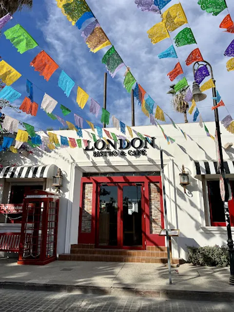 London Café, San José