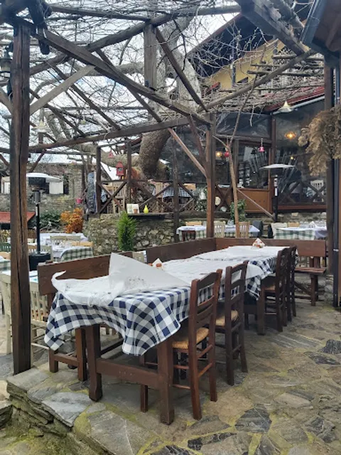 Tavern Archontiko