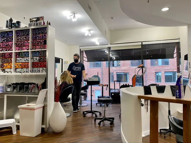 George Salon at the Four Seasons