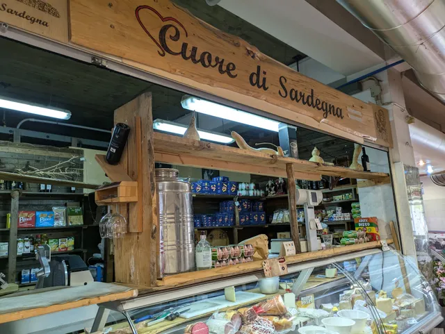 Mercato comunale di Via Quirra