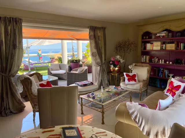 Penthouse proche Cannes Grand Terrasse Vue Mer