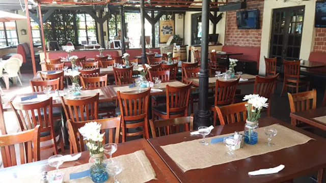 Downtown Cafe Bar & Grill