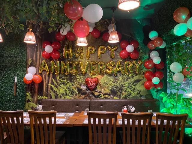 Jungle Cafe & Multicuisine Restaurant