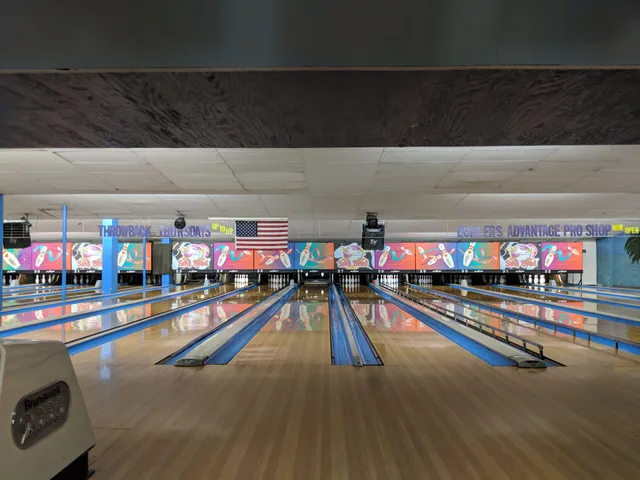 Surf Bowl - Oceanside