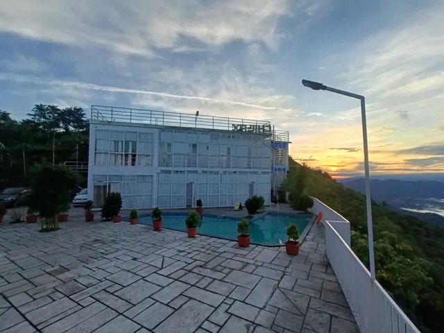 Chillax Resorts Palakkayam Thattu By Woodgreens Group of Resorts. ചില്ലാക്സ് റിസോർട്ട്സ് പാലക്കയംതട്ട്