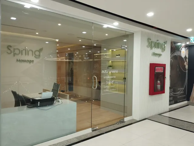 Spring Massage & Spa Asok