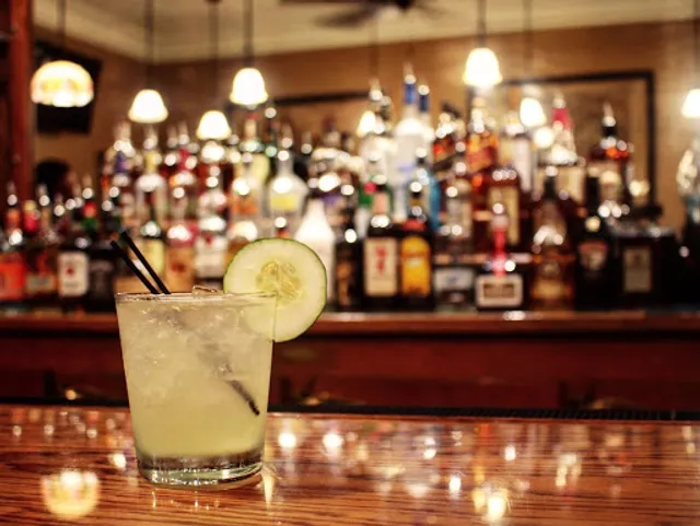 Purola's Harbor Deli