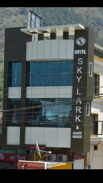 Hotel skylark