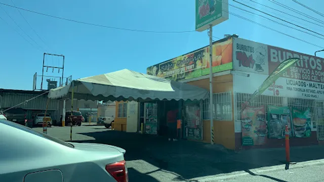 Burritos Del Tony Calle 4TA