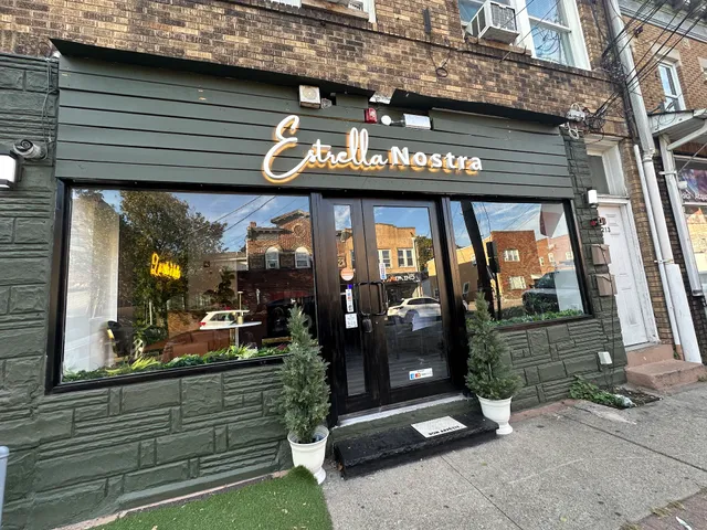 Estrella Nostra Restaurant