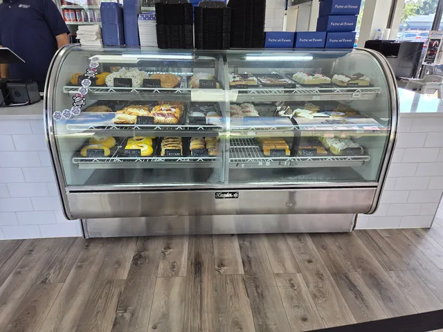 Tainos Bakery & Deli (SODO)