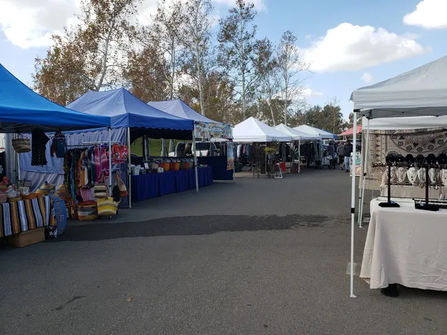 Farmers' Market at Irvine Regional Park