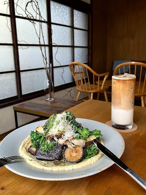 Brunch Cafe UALLEY [ブランチカフェ ユアリー]