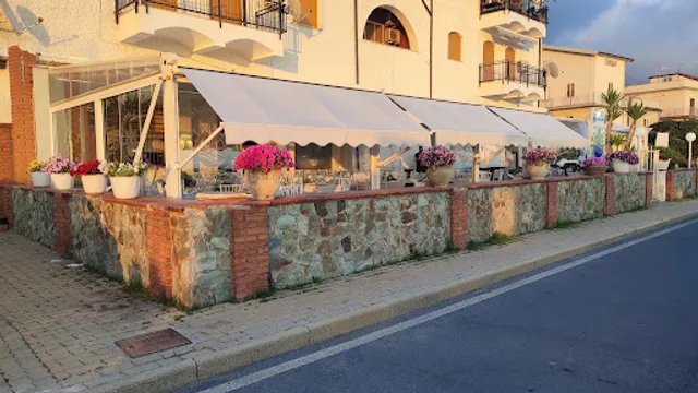 Ristorante PIZZERIA MOLO 10